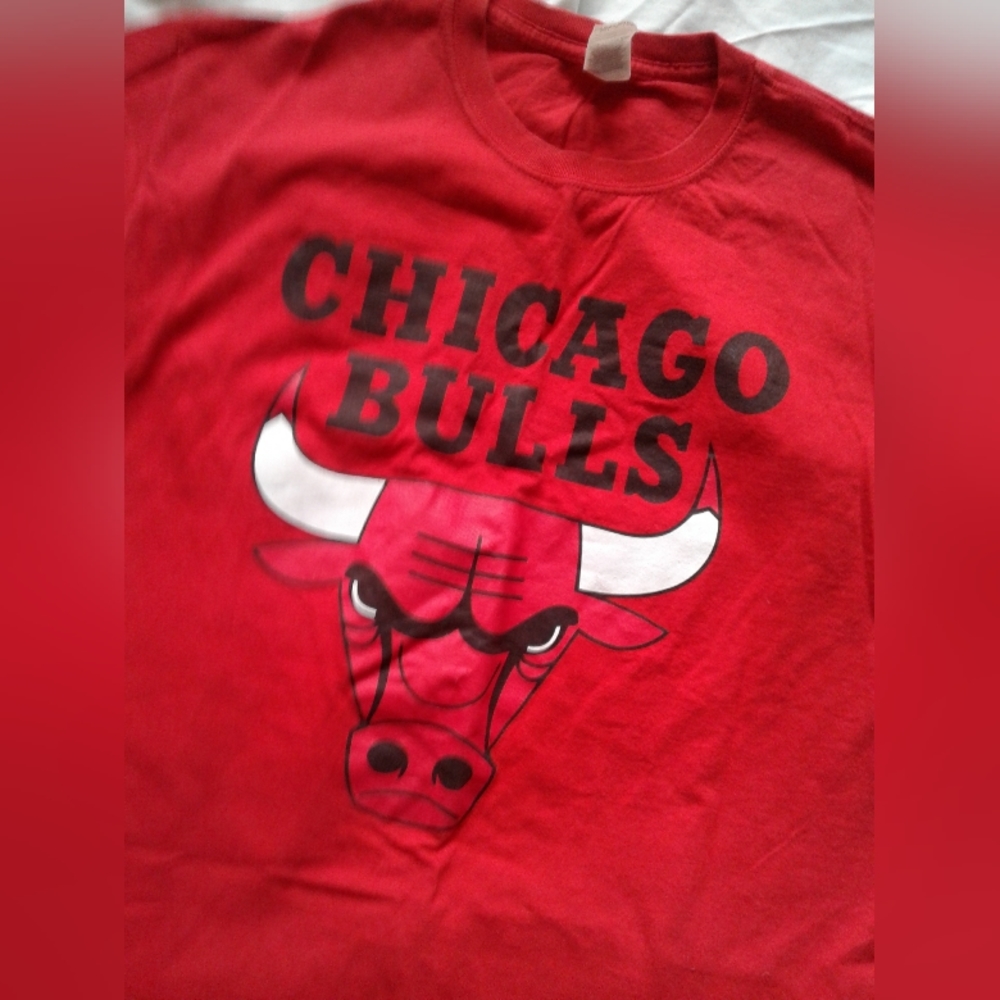Tee Shirt - Picture 2 of 2